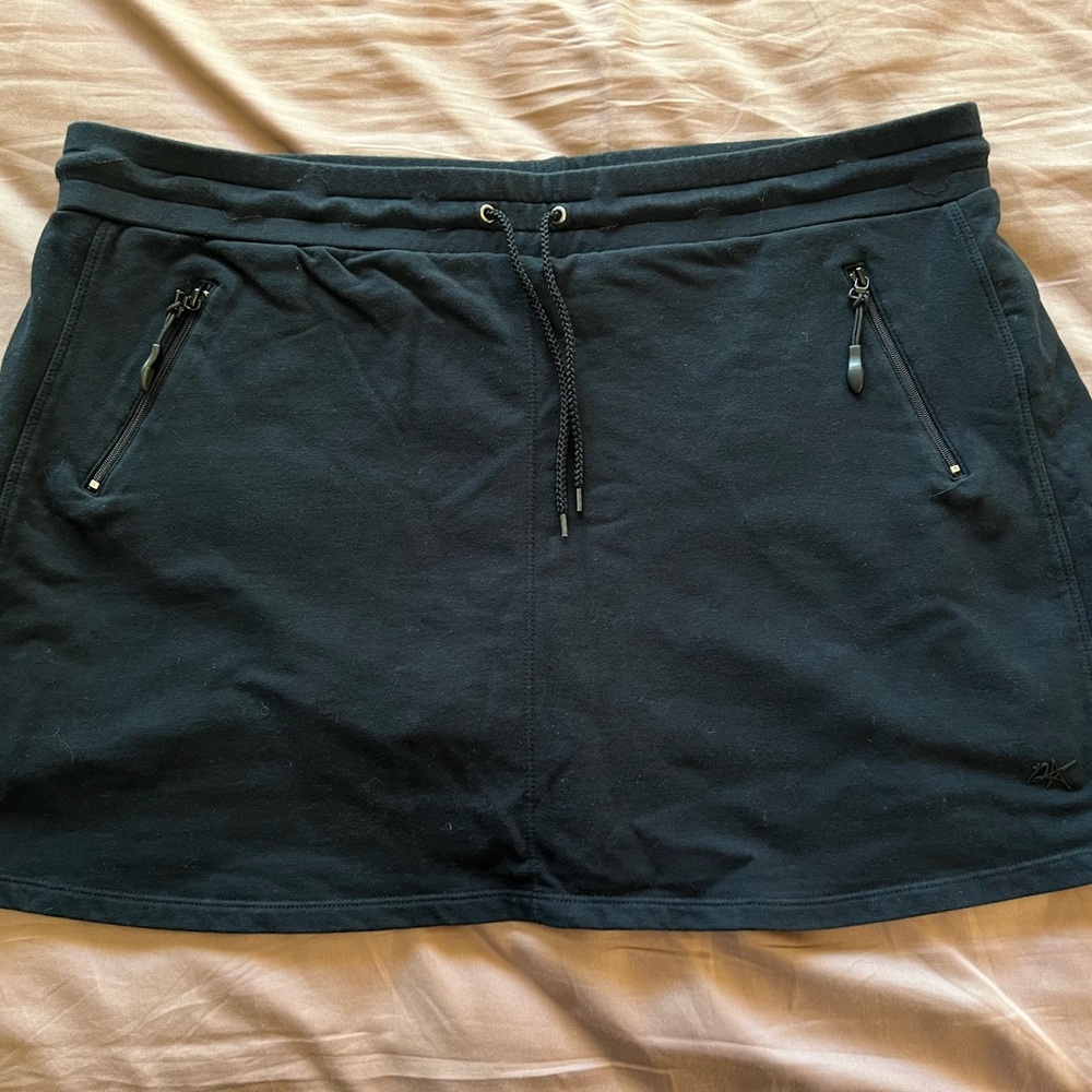Denise Austin Women's Black Skort